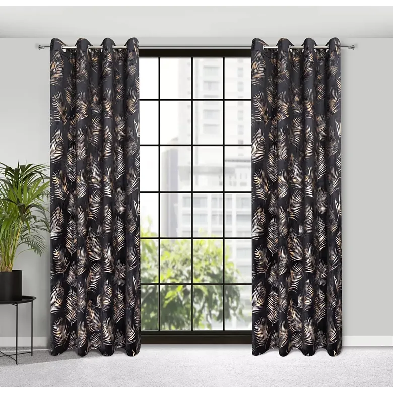Premium velvetist öökardin GLORIA rõngastega, 140x250 cm (must kullaga)