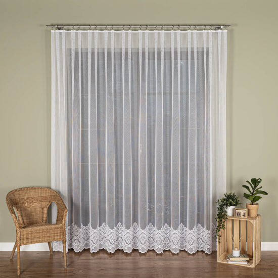 Dienas aizkari 015997