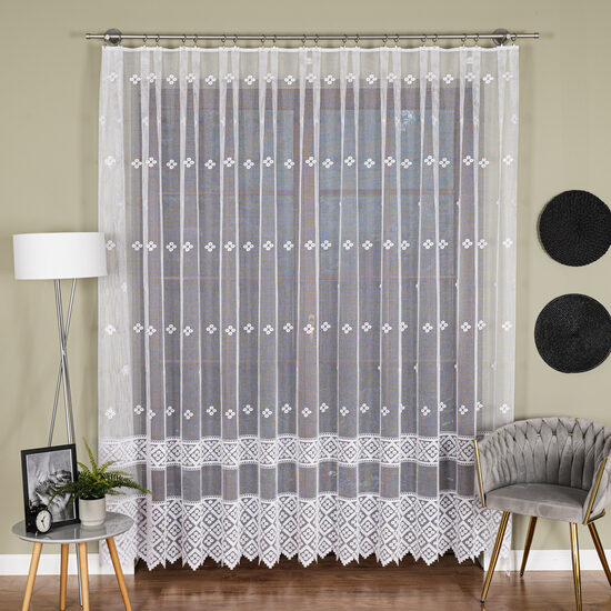 Dienas aizkari 011450