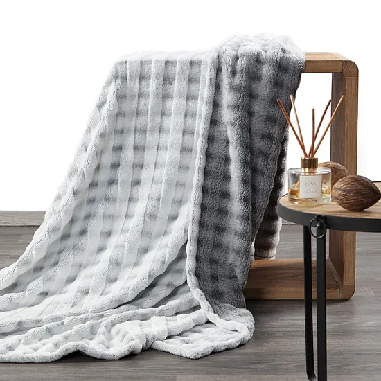 Pleed KOSTKA (150x200 cm / 200x220 cm), hall
